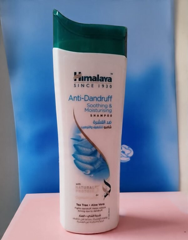Himalaya Anti-Dandruff Smoothing & Moisturizing Shampoo With Natural Protein, Tea Tree And Aloe Vera